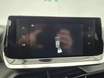 Photo 34 Peugeot 208  PureTech 75 S&S BVM5