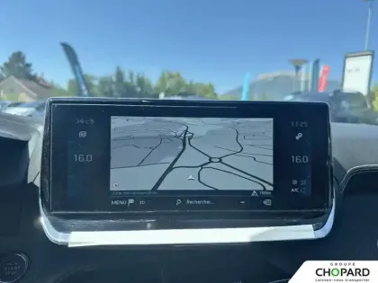 Photo 67 Peugeot 2008  PureTech 130 S&S EAT8