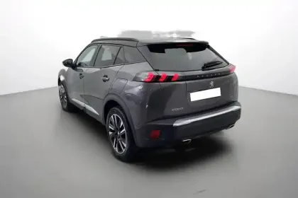 Photo 84 Peugeot 2008  PureTech 130 S&S EAT8