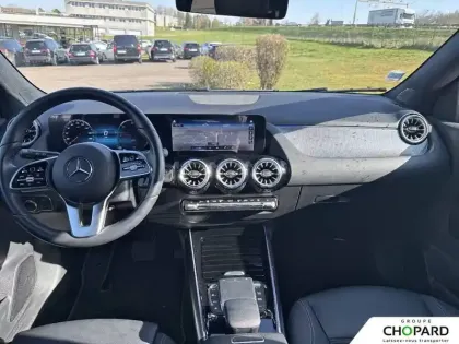 Photo 75 Mercedes EQA  250