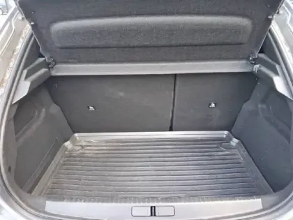 Photo 25 Peugeot 208 Gén. II Ph1 NG Style 5