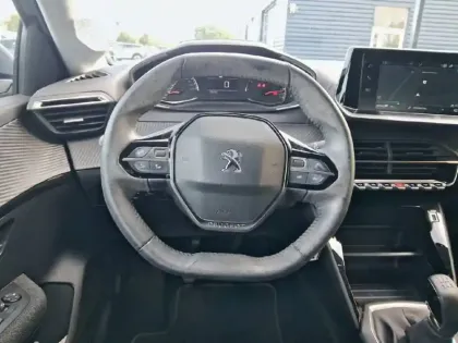 Photo 8 Peugeot 208  PureTech 75 S&S BVM5