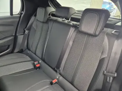 Photo 9 Peugeot 208  Electrique 50 kWh 136ch