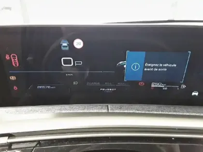 Photo 9 Peugeot 3008  Hybrid 145 e-DCS6