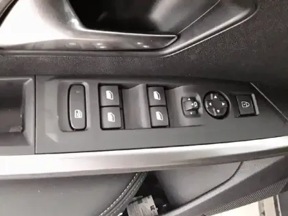 Photo 19 Peugeot 3008  Hybrid 145 e-DCS6