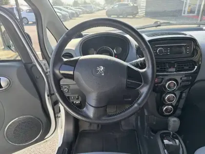 Photo 8 Peugeot Ion  Electrique