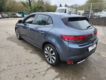 Photo 6 Renault Megane Mégane IV Berline Blue dCi 115