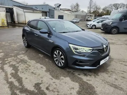 Photo 9 Renault Megane Mégane IV Berline Blue dCi 115