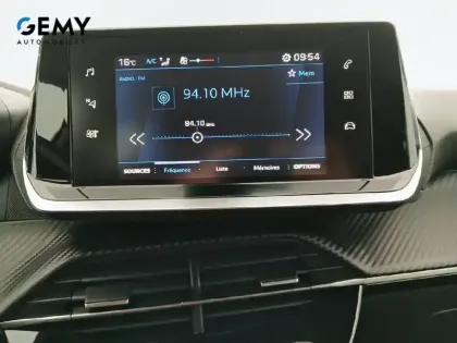 Photo 45 Peugeot 208  PureTech 75 S&S BVM5