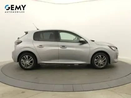 Photo 35 Peugeot 208  PureTech 75 S&S BVM5