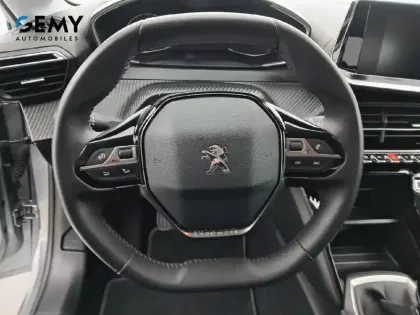 Photo 44 Peugeot 208  PureTech 75 S&S BVM5