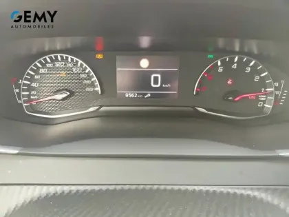 Photo 13 Peugeot 208  PureTech 75 S&S BVM5