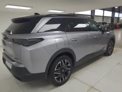 Photo 5 Peugeot 5008  Hybrid 145 ch e-DCS6