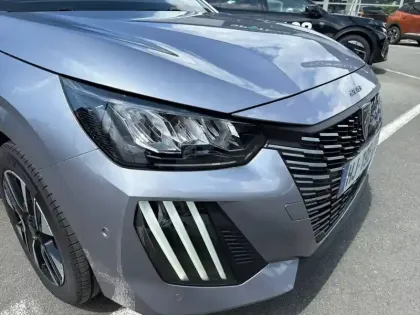 Photo 15 Peugeot 208  Electrique 54 kWh 156ch
