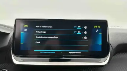 Photo 24 Peugeot 2008  Electrique 136 ch