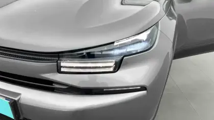 Photo 82 Citroën C4  Hybride 145 e-DCS6
