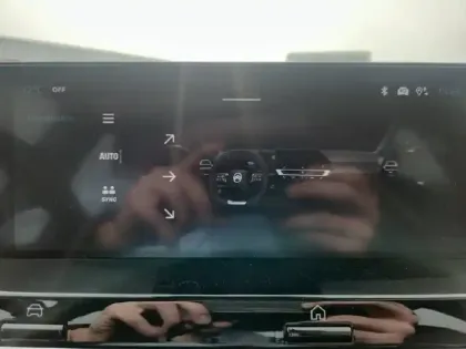 Photo 18 Citroën C4  Hybride 145 e-DCS6