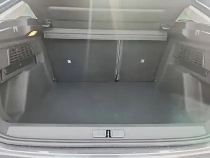 Photo 5 Citroën C4  Hybride 145 e-DCS6