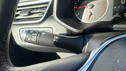 Photo 51 Renault Clio Gén. V (BJA) Ph1 Business 5