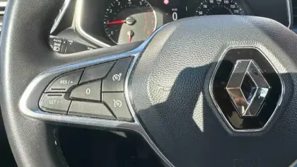 Photo 21 Renault Clio Gén. V (BJA) Ph1 Business 5