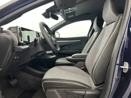 Photo 17 Renault Megane  E-Tech 220 ch autonomie confort GSR2