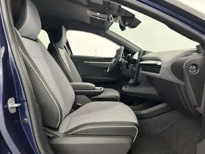Photo 53 Renault Megane  E-Tech 220 ch autonomie confort GSR2