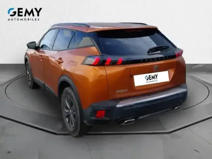 Photo 6 Peugeot 2008  PureTech 130 S&S EAT8