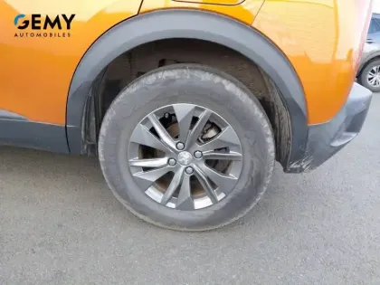 Photo 10 Peugeot 2008  PureTech 130 S&S EAT8