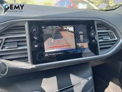 Photo 12 Peugeot 308  PureTech 130ch S&S EAT8