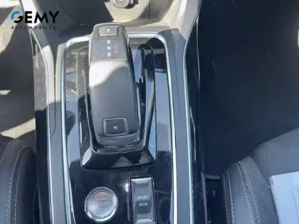 Photo 13 Peugeot 308  PureTech 130ch S&S EAT8