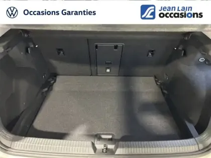 Photo 13 Volkswagen Golf  1.5 eTSI OPF 130 DSG7