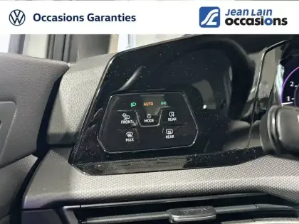 Photo 20 Volkswagen Golf  1.5 eTSI OPF 130 DSG7