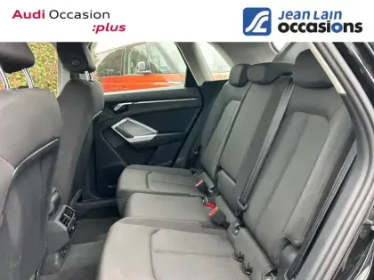 Photo 16 Audi Q3  35 TFSI 150 ch S tronic 7