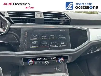 Photo 14 Audi Q3  35 TFSI 150 ch S tronic 7