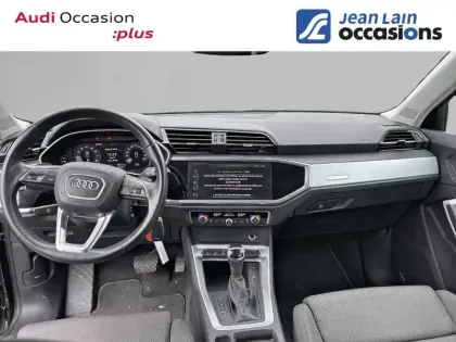 Photo 57 Audi Q3  35 TFSI 150 ch S tronic 7