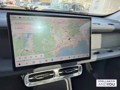 Photo 12 Leapmotor B10  BEV 67.1 kWh - 160 kW