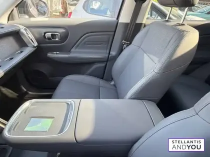 Photo 23 Leapmotor B10  BEV 67.1 kWh - 160 kW