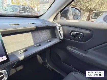 Photo 21 Leapmotor B10  BEV 67.1 kWh - 160 kW