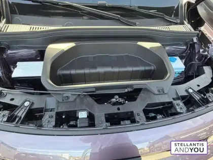 Photo 13 Leapmotor B10  BEV 67.1 kWh - 160 kW