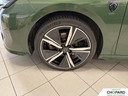 Photo 31 Peugeot 308  BlueHDi 130ch S&S EAT8