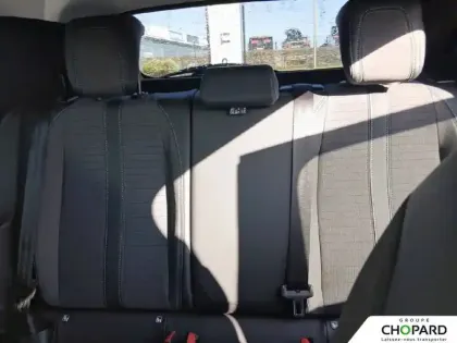 Photo 18 Peugeot 208  PureTech 100 S&S EAT8