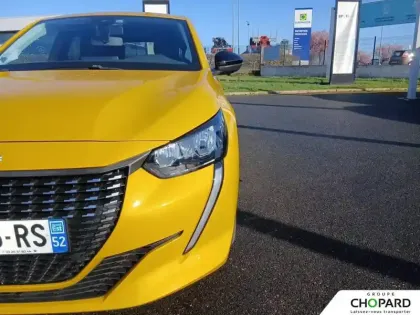 Photo 21 Peugeot 208  PureTech 100 S&S EAT8