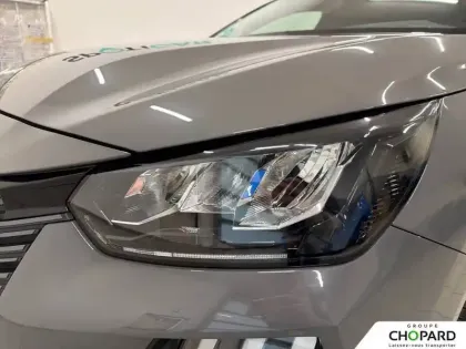 Photo 25 Peugeot 208  Hybrid 100 e-DCS6