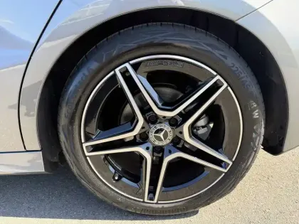 Photo 6 Mercedes Classe A  180 d