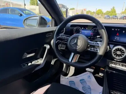 Photo 9 Mercedes Classe A  180 d