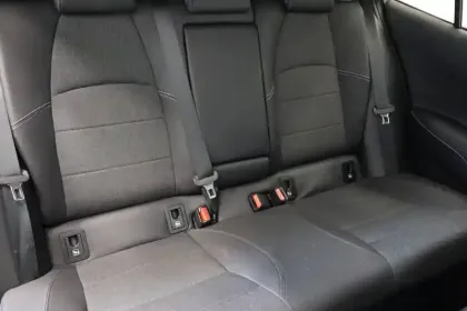 Photo 48 Toyota Corolla  Hybride 140ch