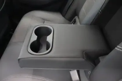 Photo 56 Toyota Corolla  Hybride 140ch