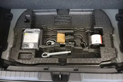 Photo 23 Toyota Corolla  Hybride 140ch