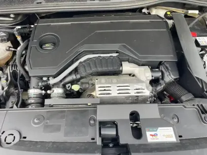 Photo 9 Peugeot 208  Hybrid 100 e-DCS6