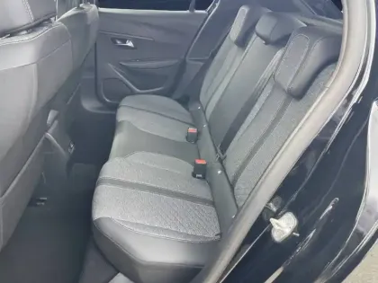 Photo 14 Peugeot 208  Hybrid 100 e-DCS6